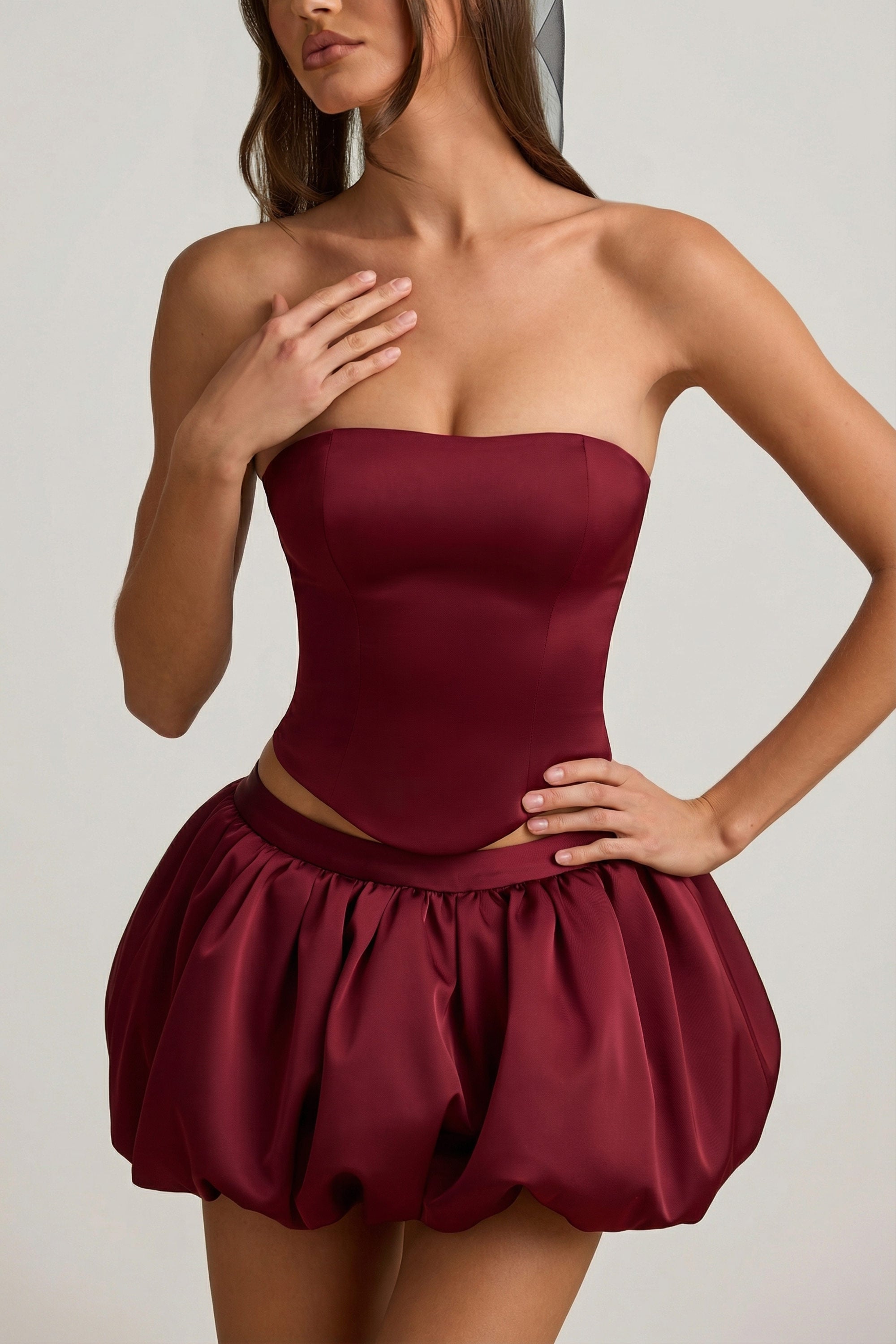 Bubble Hem Mid-Rise Mini Skirt in Wine Red
